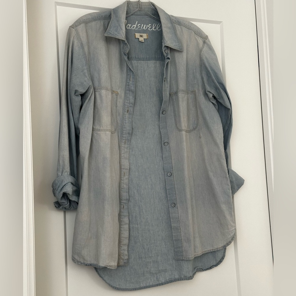 Madewell Light Denim Button-up shirt | size S
